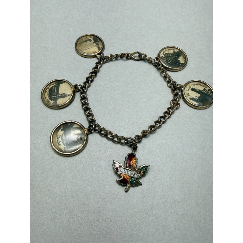 Antique Canadian Charm Bracelet Quebec Souvenir Silver Tone - Picture 1 of 9